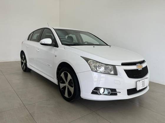 CHEVROLET CRUZE 1.8 LT 16V FLEX 4P AUTOMÁTICO CHEVROLET CRUZE 1.8 LT 16V FLEX 4P AUTOMÁTICO